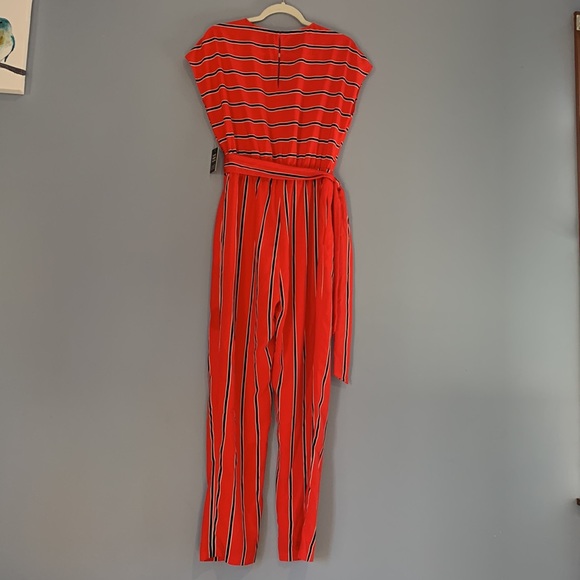 Express Jumpsuit Size XS Elastic Waist Tie Belt Red Striped Side Pockets NWT - Picture 8 of 14